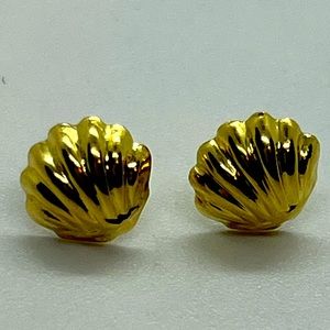10k yellow gold sea shell stud earrings nautical